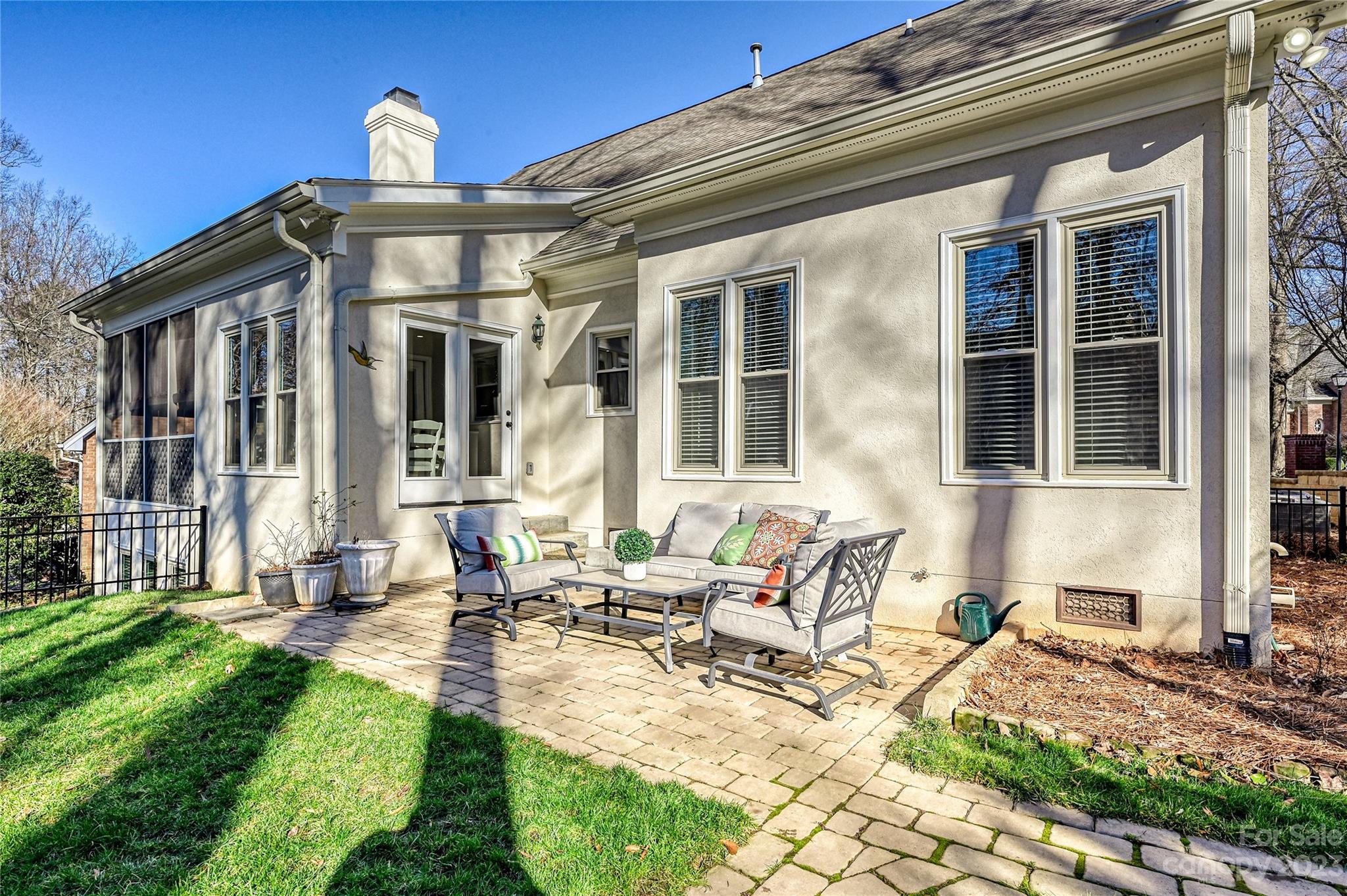 Ivy Hall - Residential