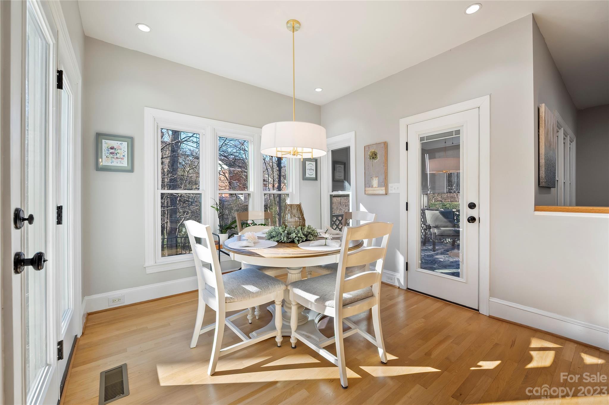 Ivy Hall - Residential