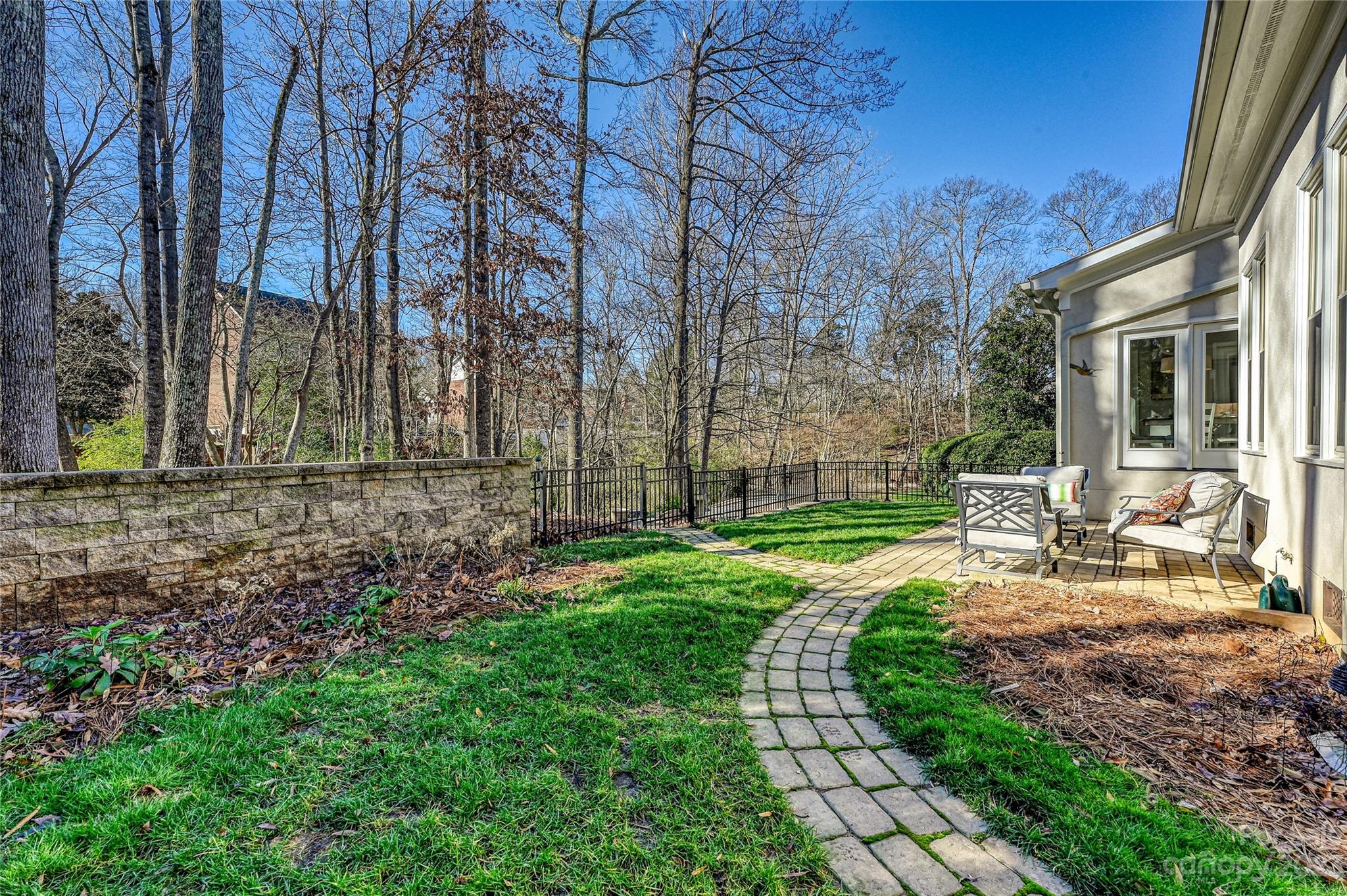 Ivy Hall - Residential