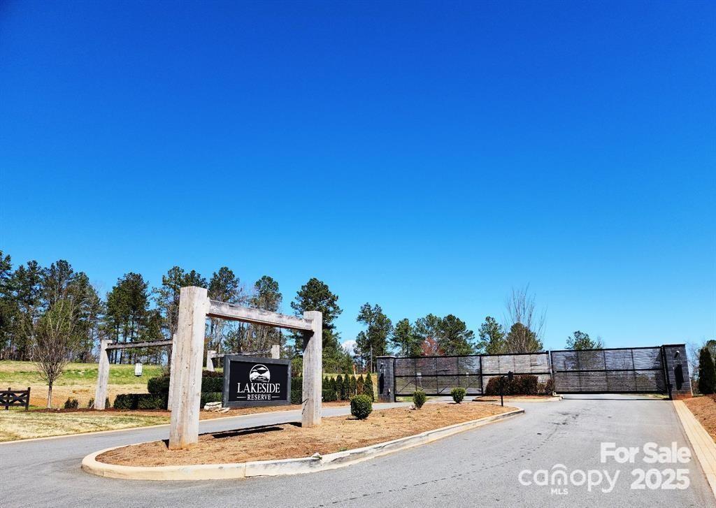 Lakeside Reserve - Land