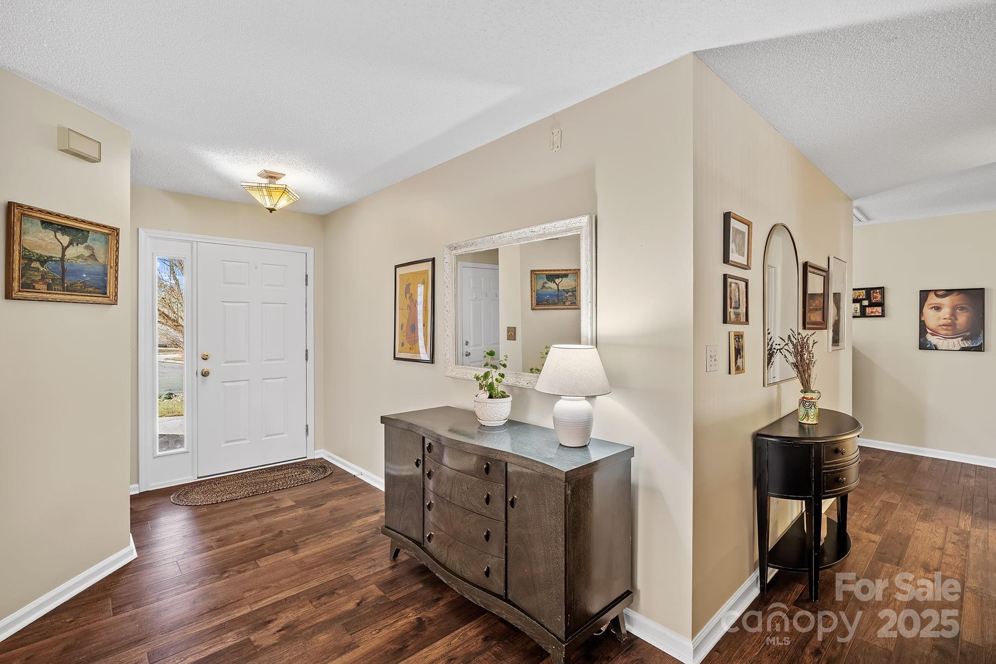 28 Sand Pebble Court