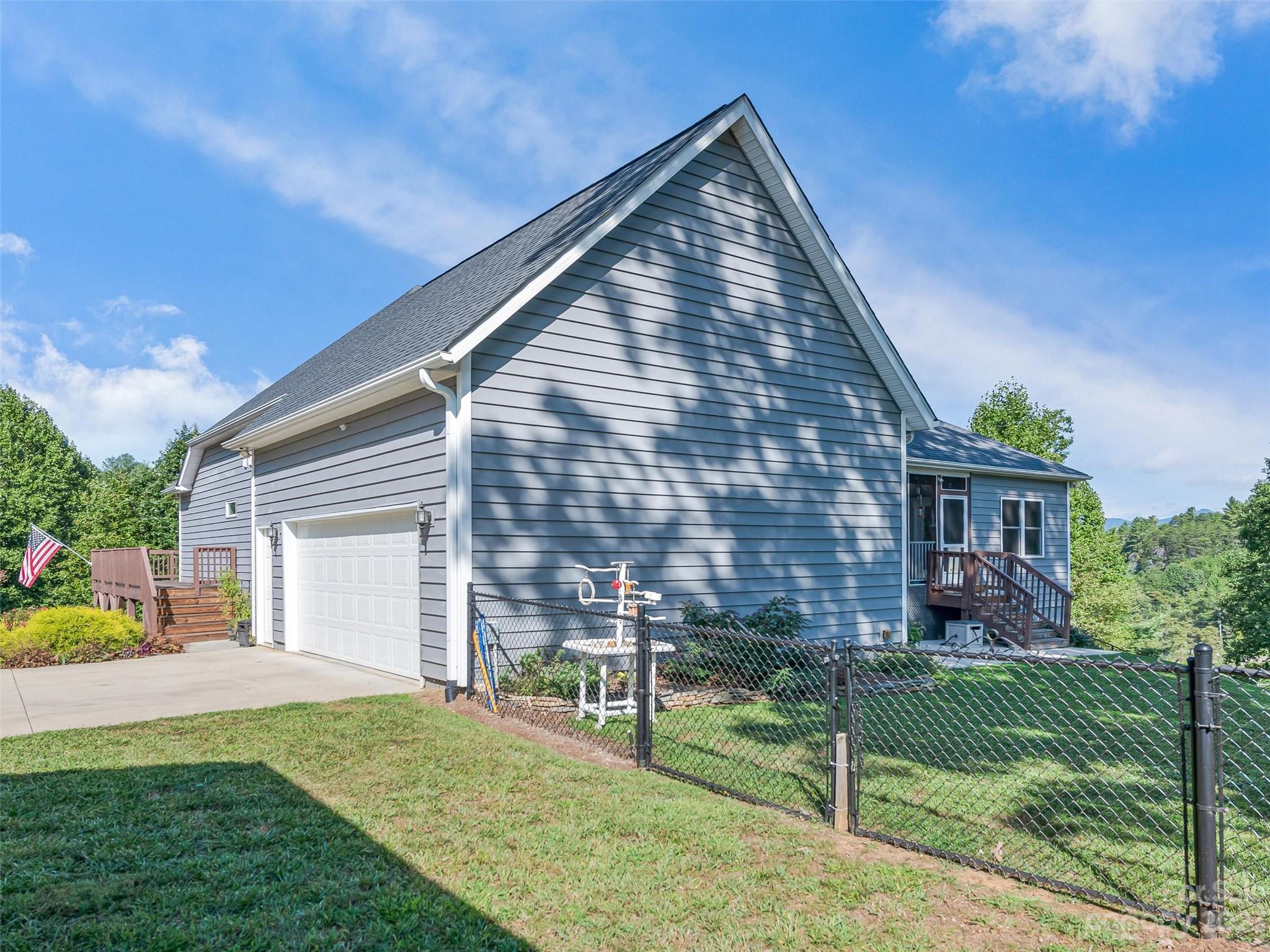 Estates of Hobson Branch - Residential