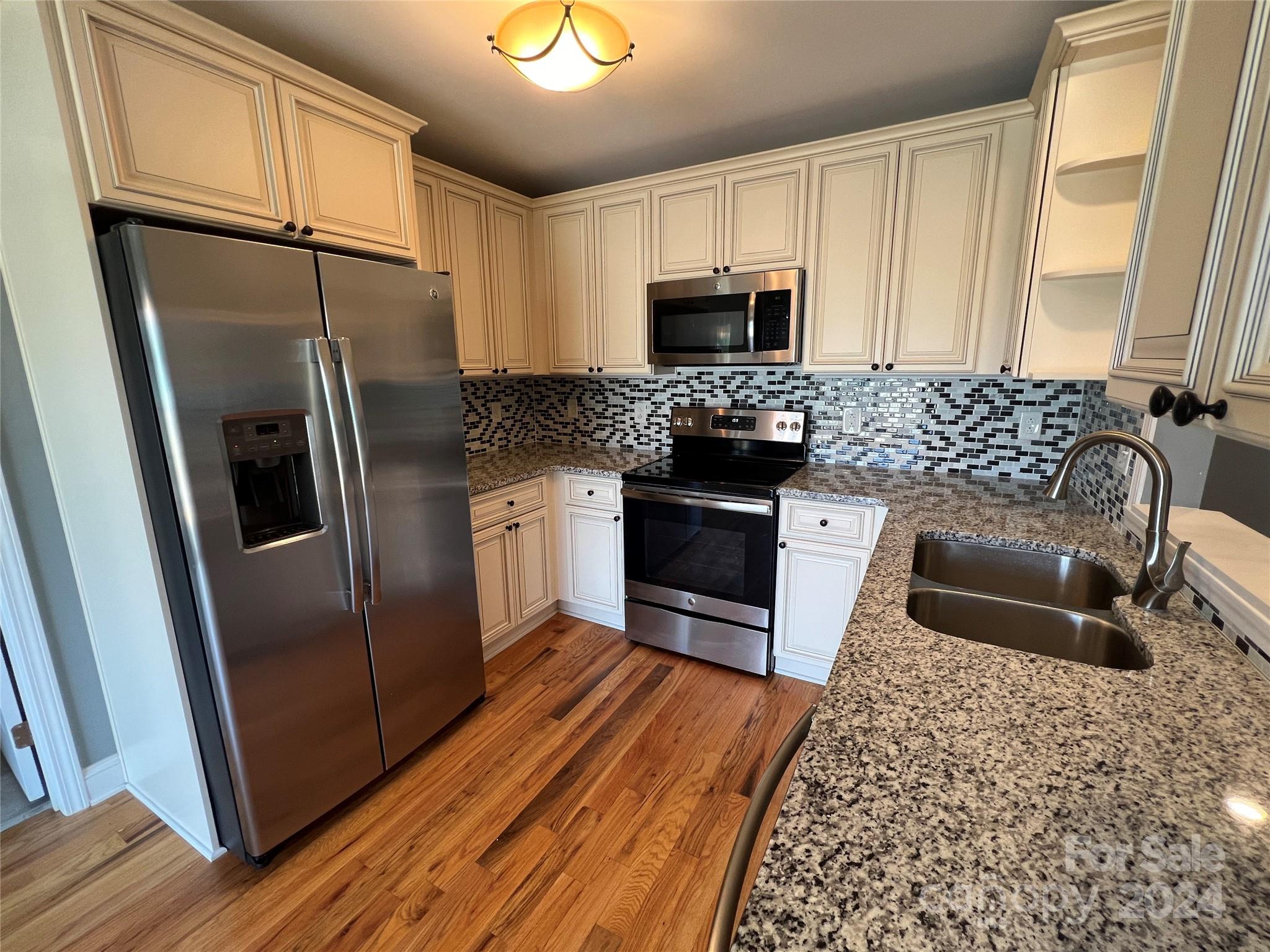 Lincoln Park - Residential