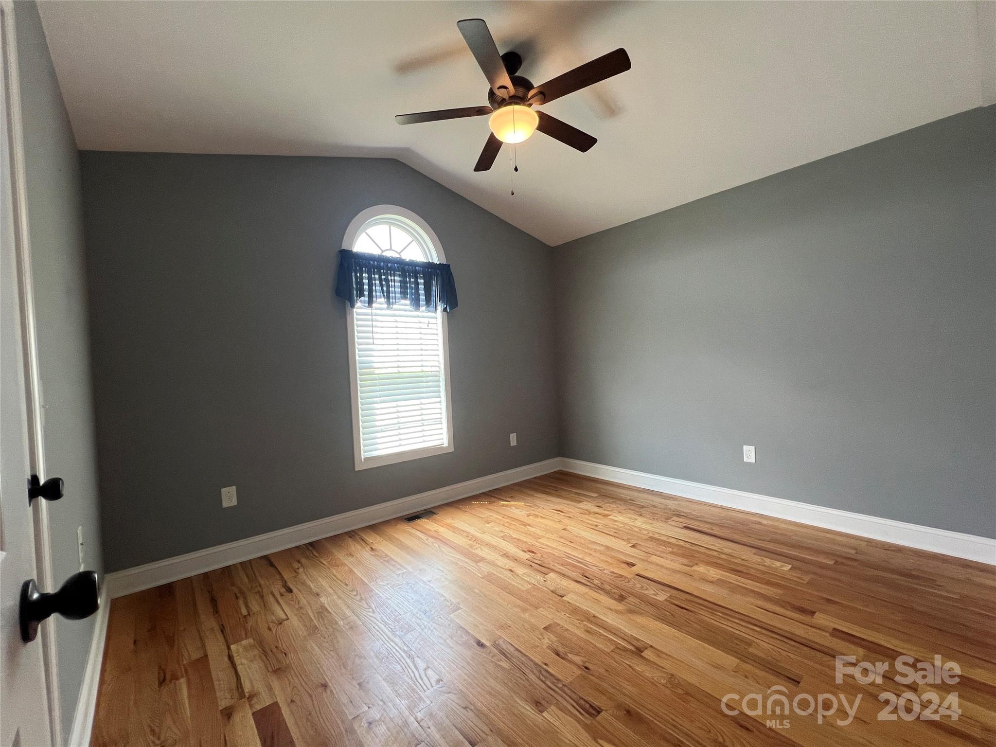 Lincoln Park - Residential