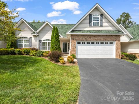 Photo of 89 Victoria Park Drive, Hendersonville, NC 28792 (MLS # 4300693)