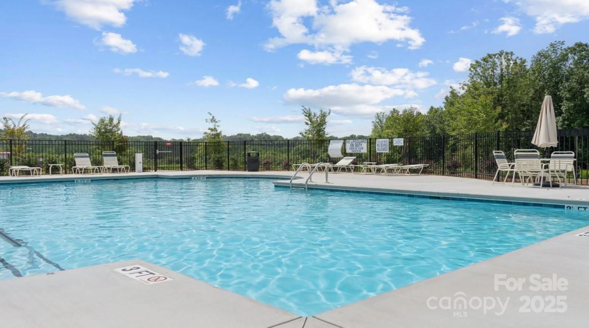 The Ridge at Sugar Creek - Residential