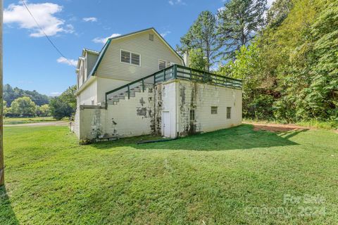 A home in Lenoir