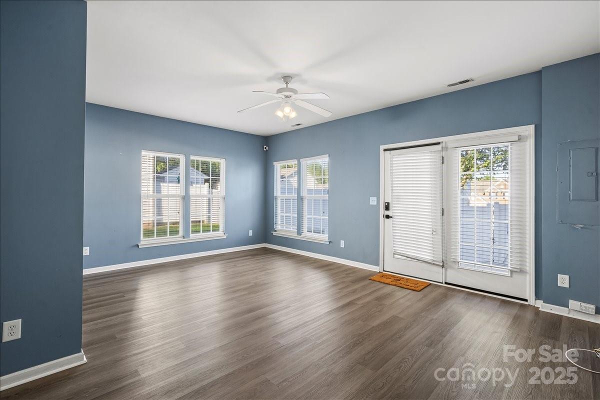 7125 Flying Scotsman Drive