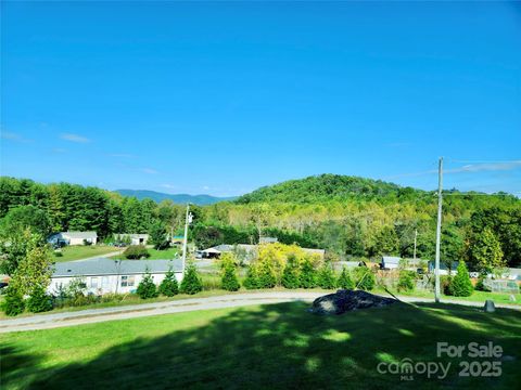 Photo of 36 Whisper Mountain Road, Hendersonville, NC 28792 (MLS # 4186753)