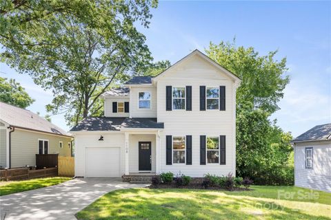 Single Family Residence in Charlotte NC 1108 Pamlico Street.jpg