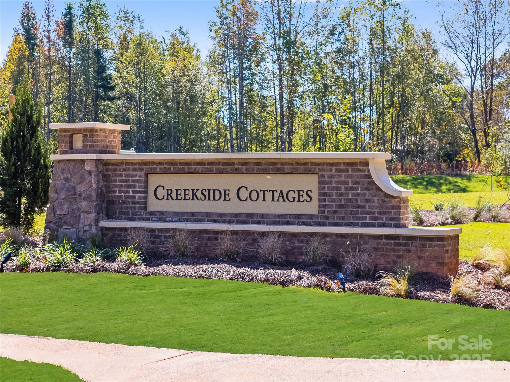 Creekside Cottages - Residential