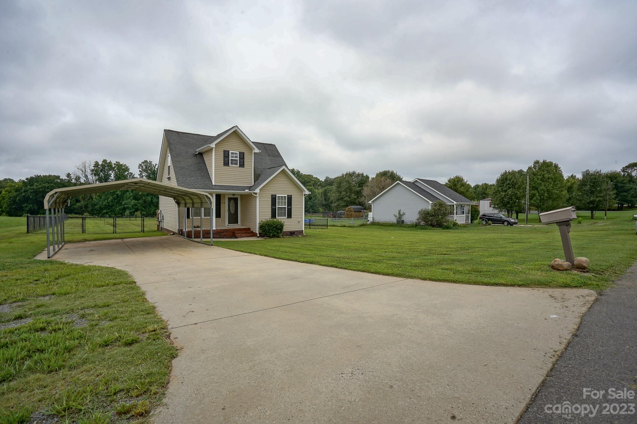 Lakeview - Residential
