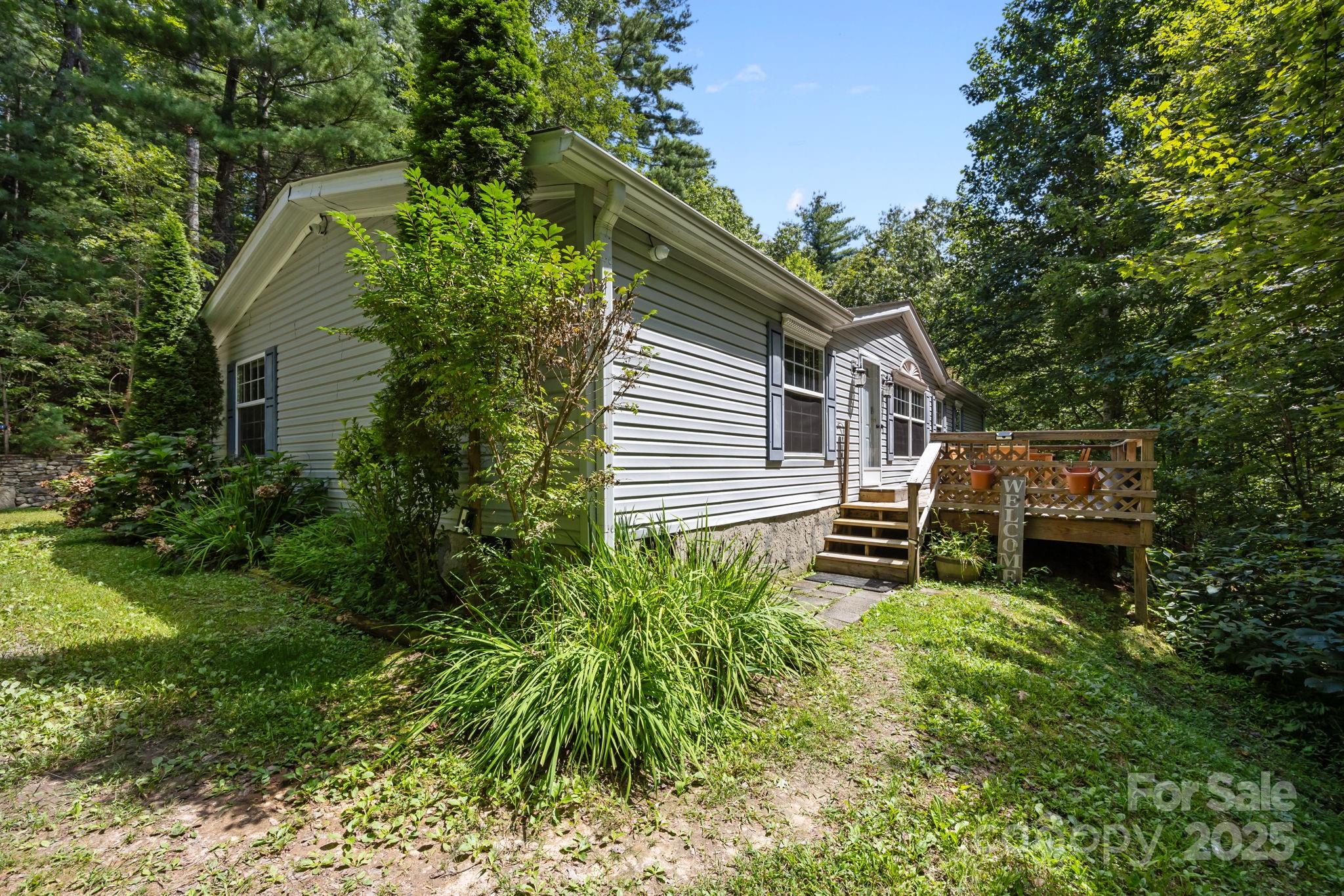 388 Pinewood Knoll Drive