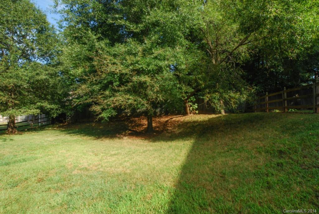 The Oaks on Providence - Residential