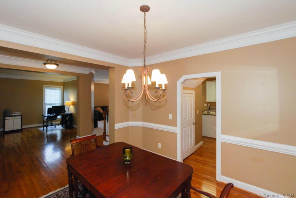 The Oaks on Providence - Residential