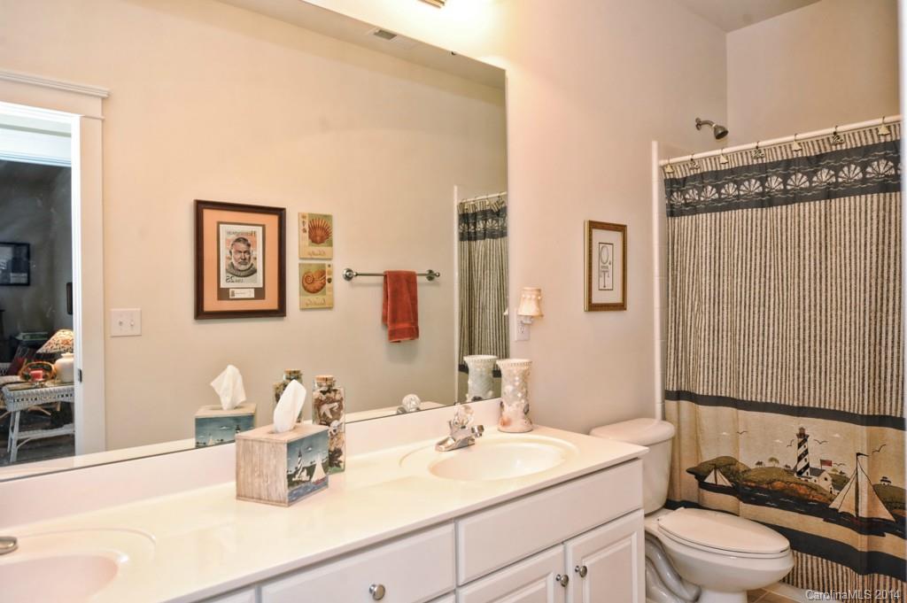 Lake Shore - Residential