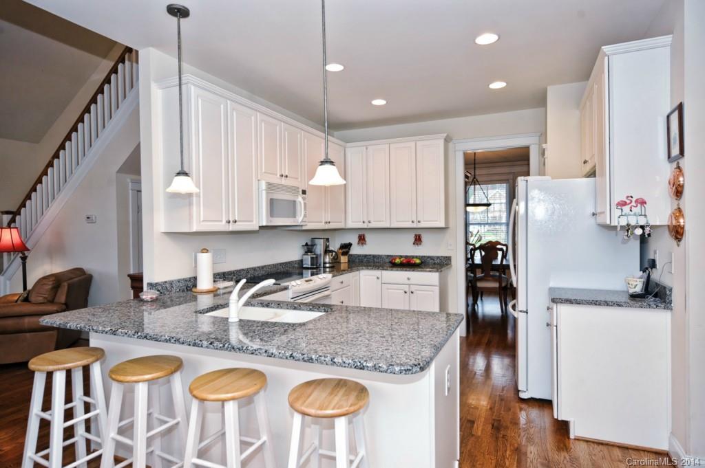 Lake Shore - Residential