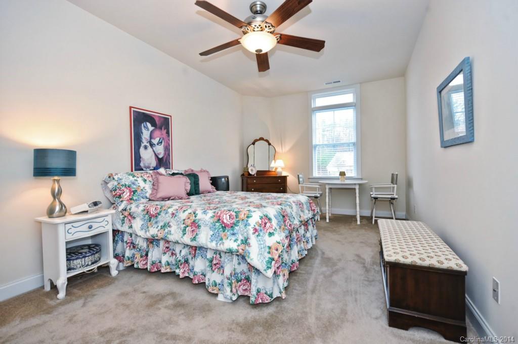 Lake Shore - Residential