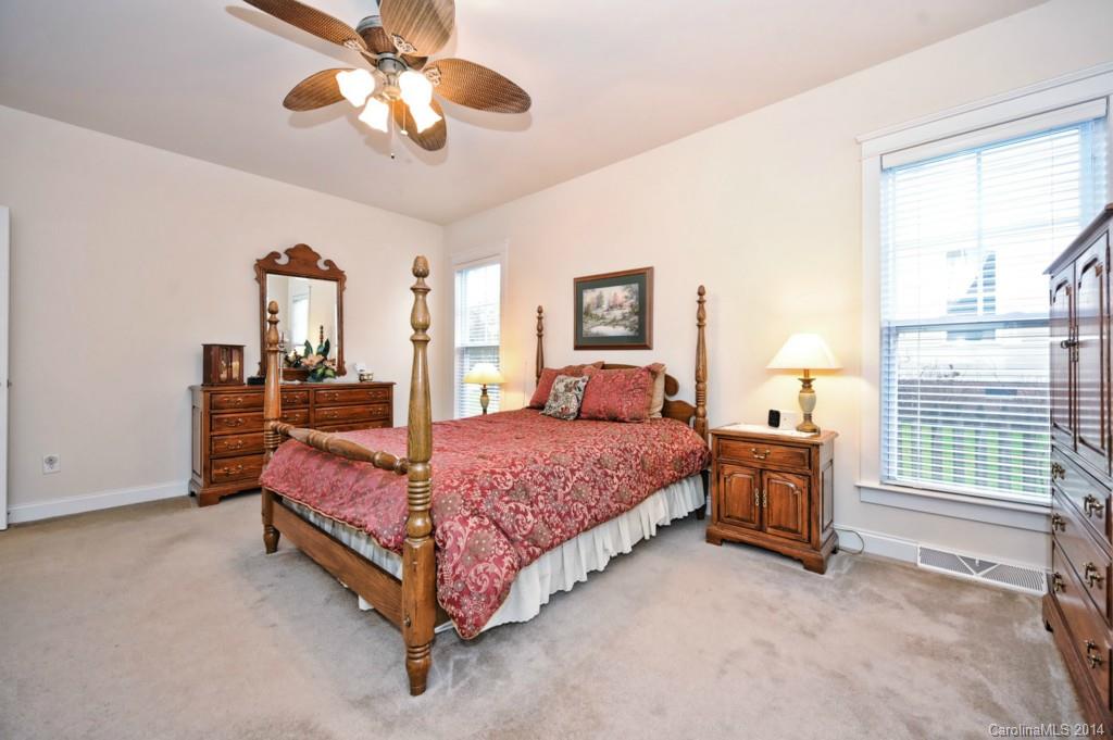 Lake Shore - Residential