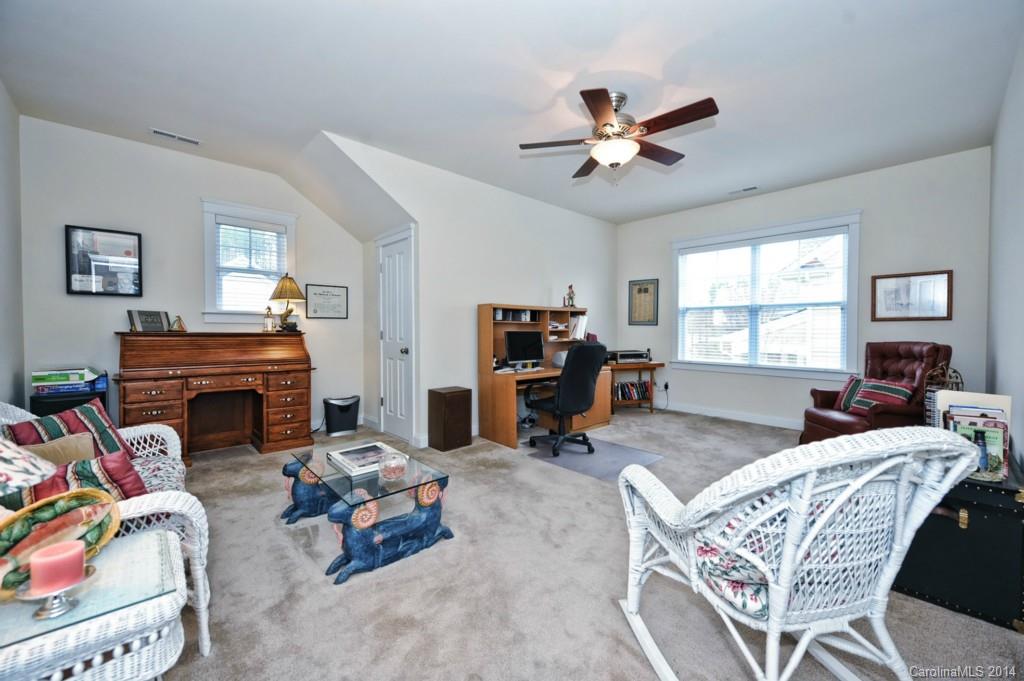 Lake Shore - Residential