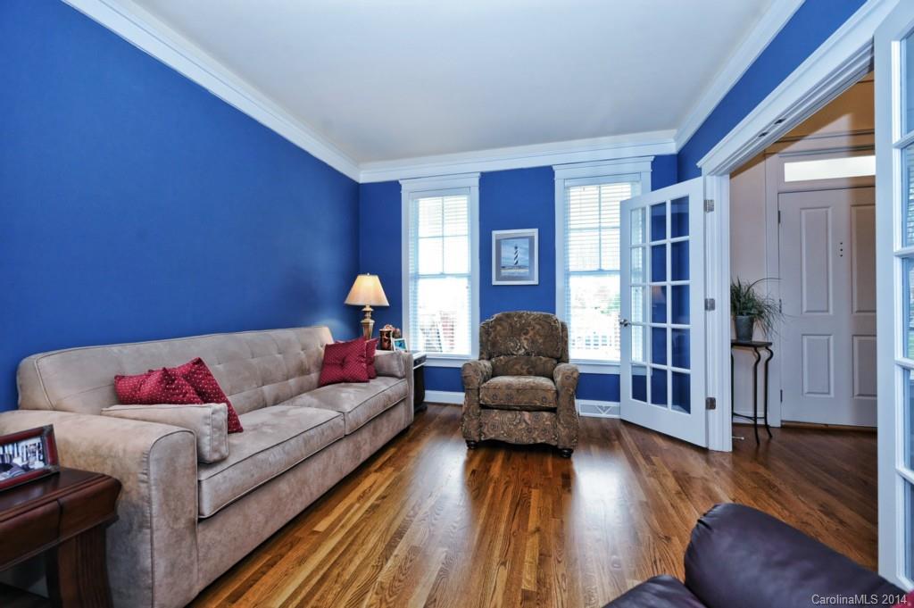 Lake Shore - Residential