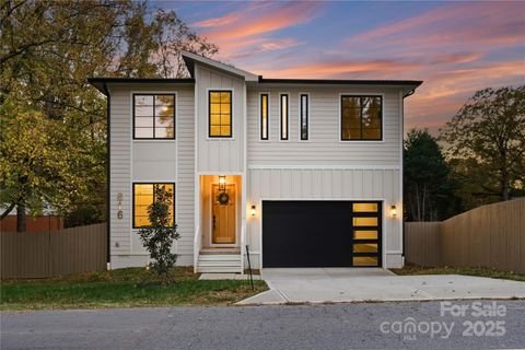 816 Tennyson Drive Charlotte NC 28208