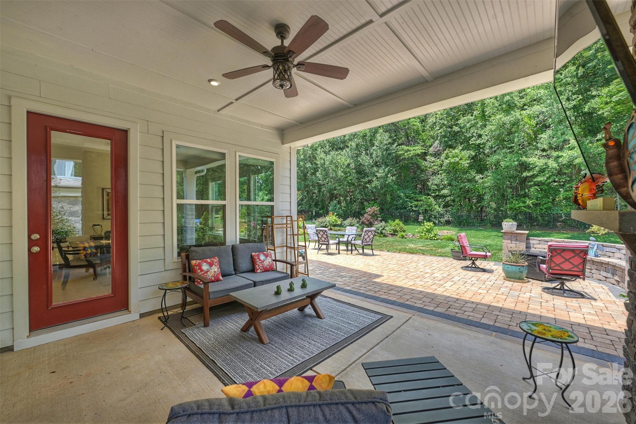 Hollins Grove - Residential