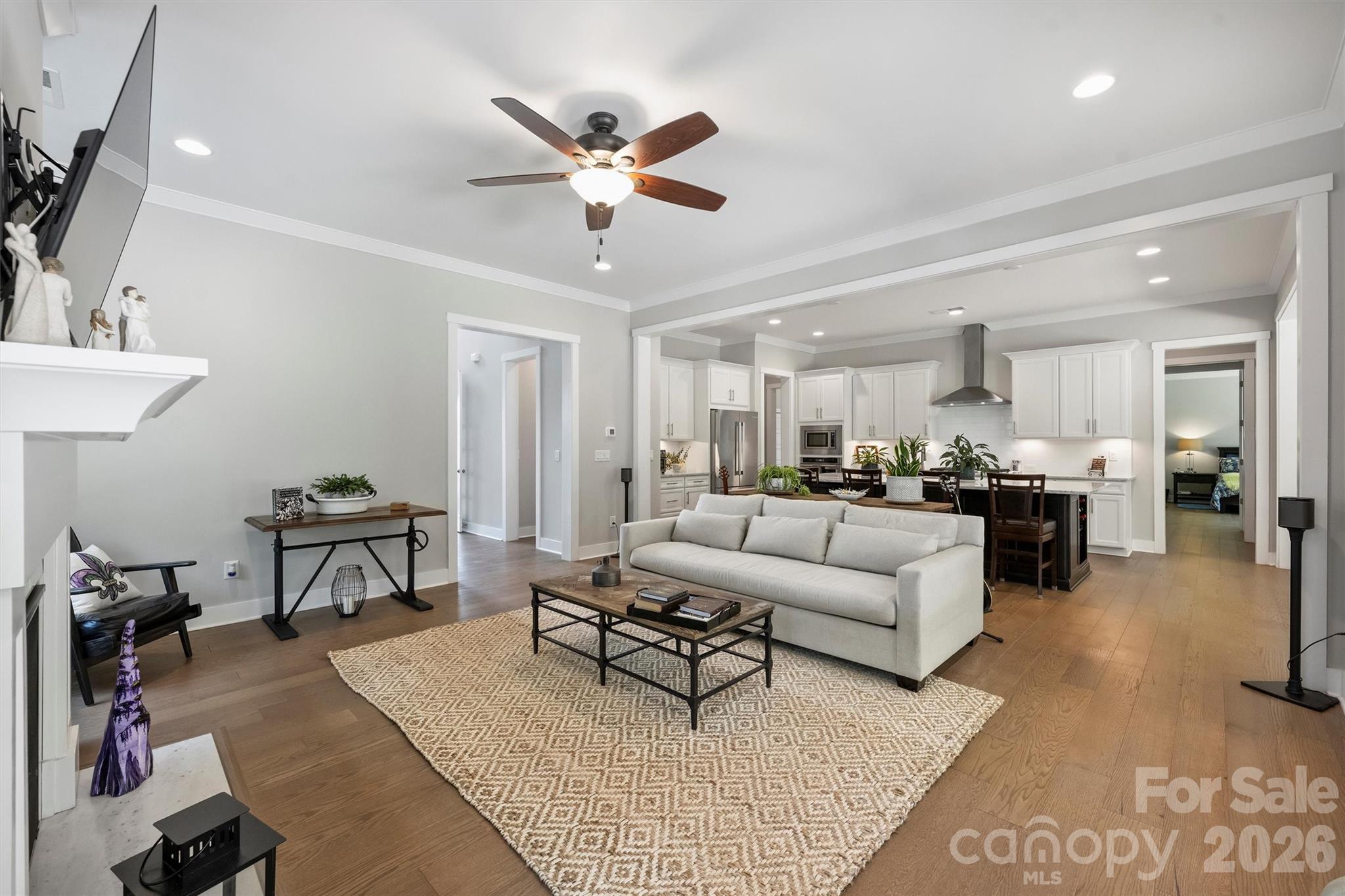 Hollins Grove - Residential