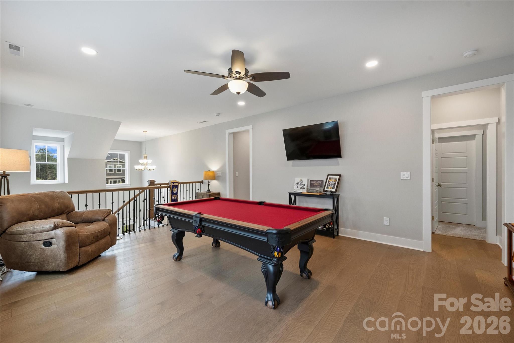 Hollins Grove - Residential