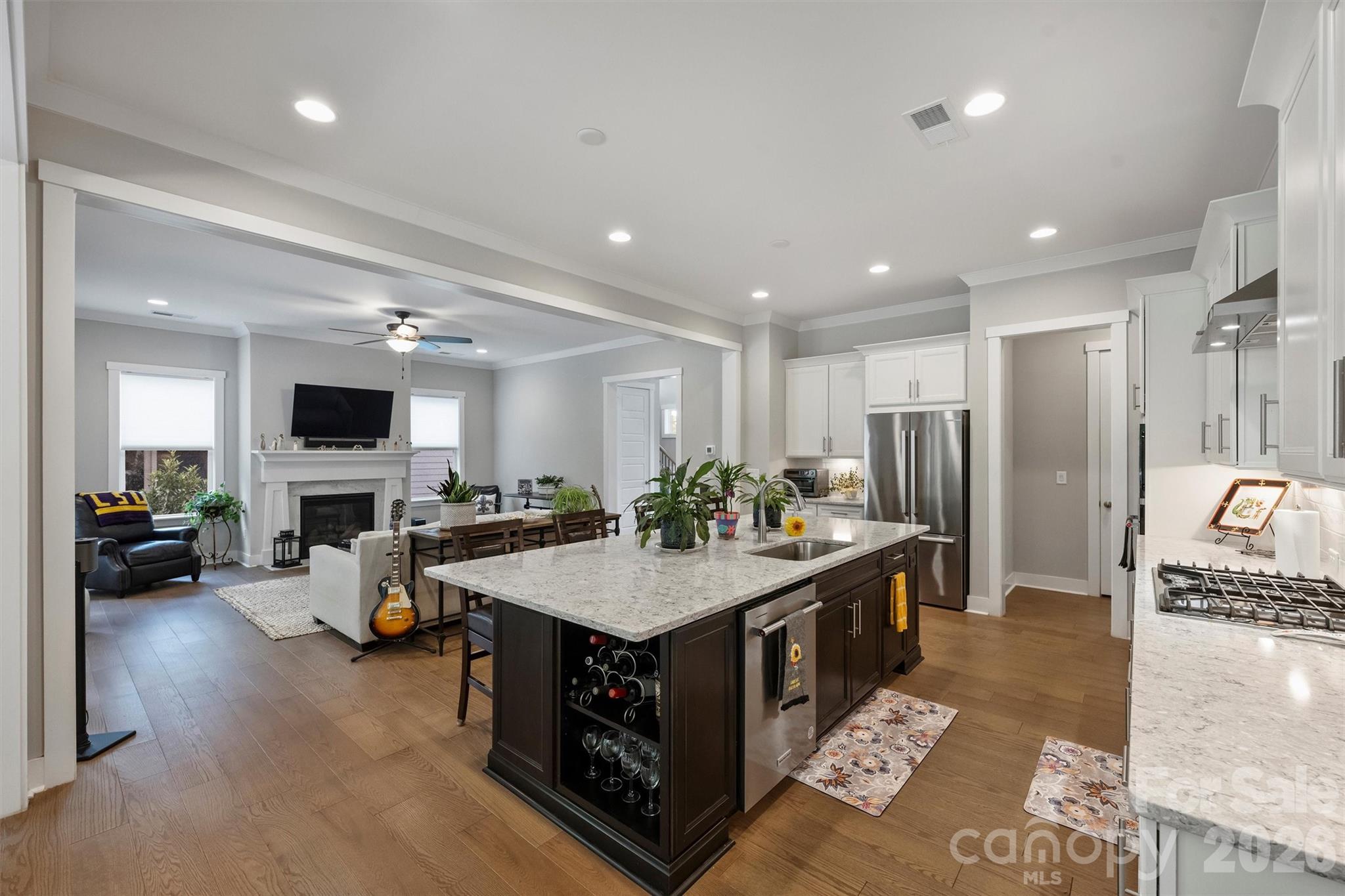 Hollins Grove - Residential