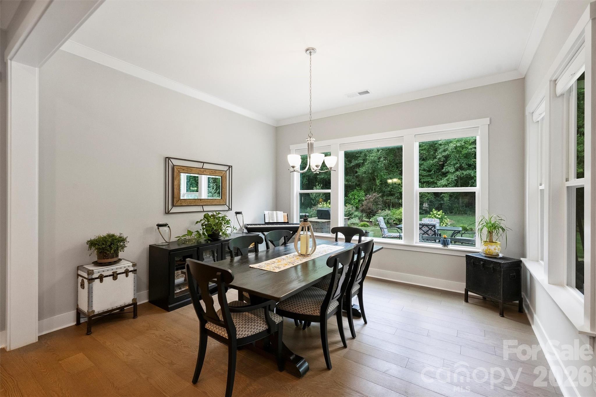 Hollins Grove - Residential