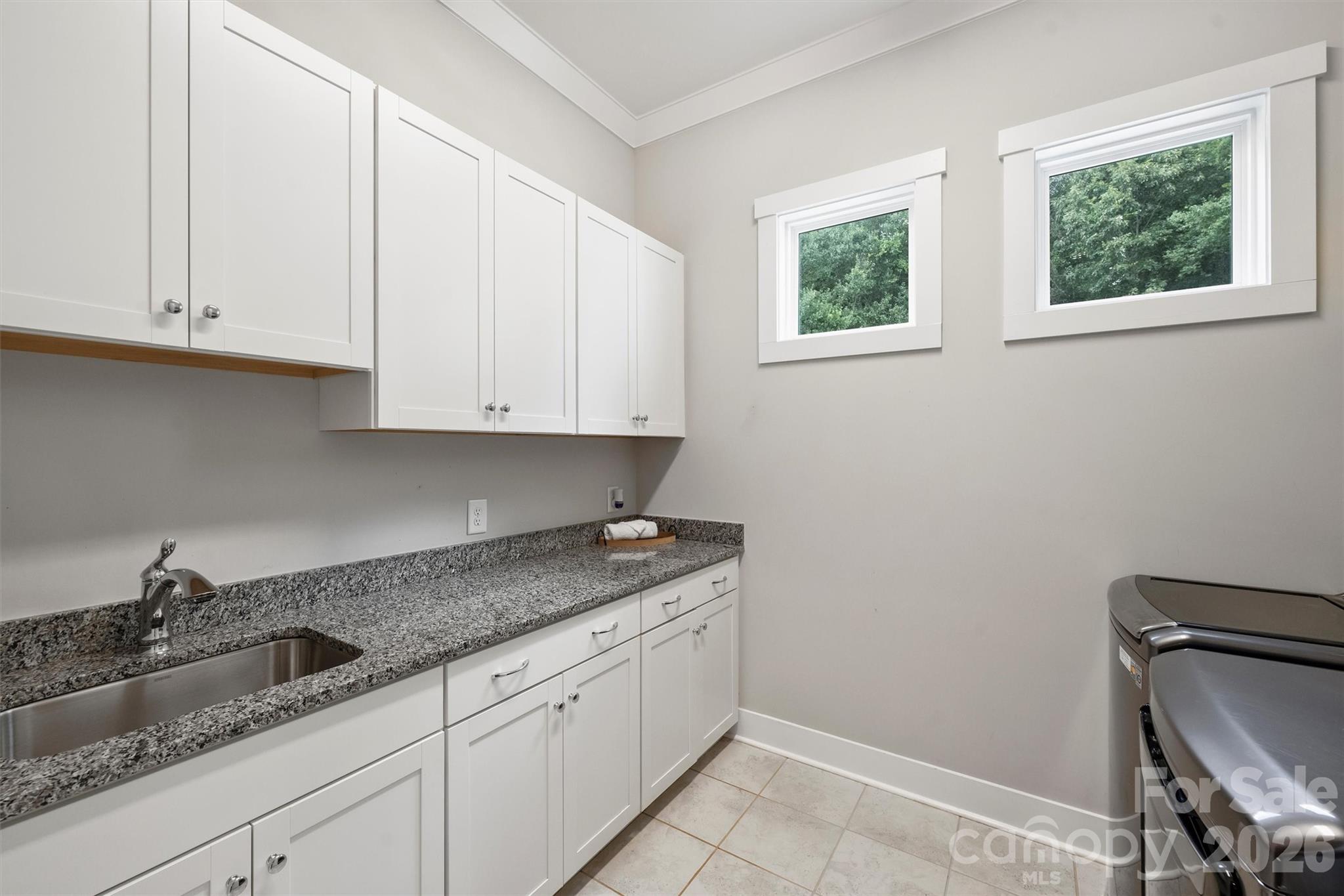 Hollins Grove - Residential