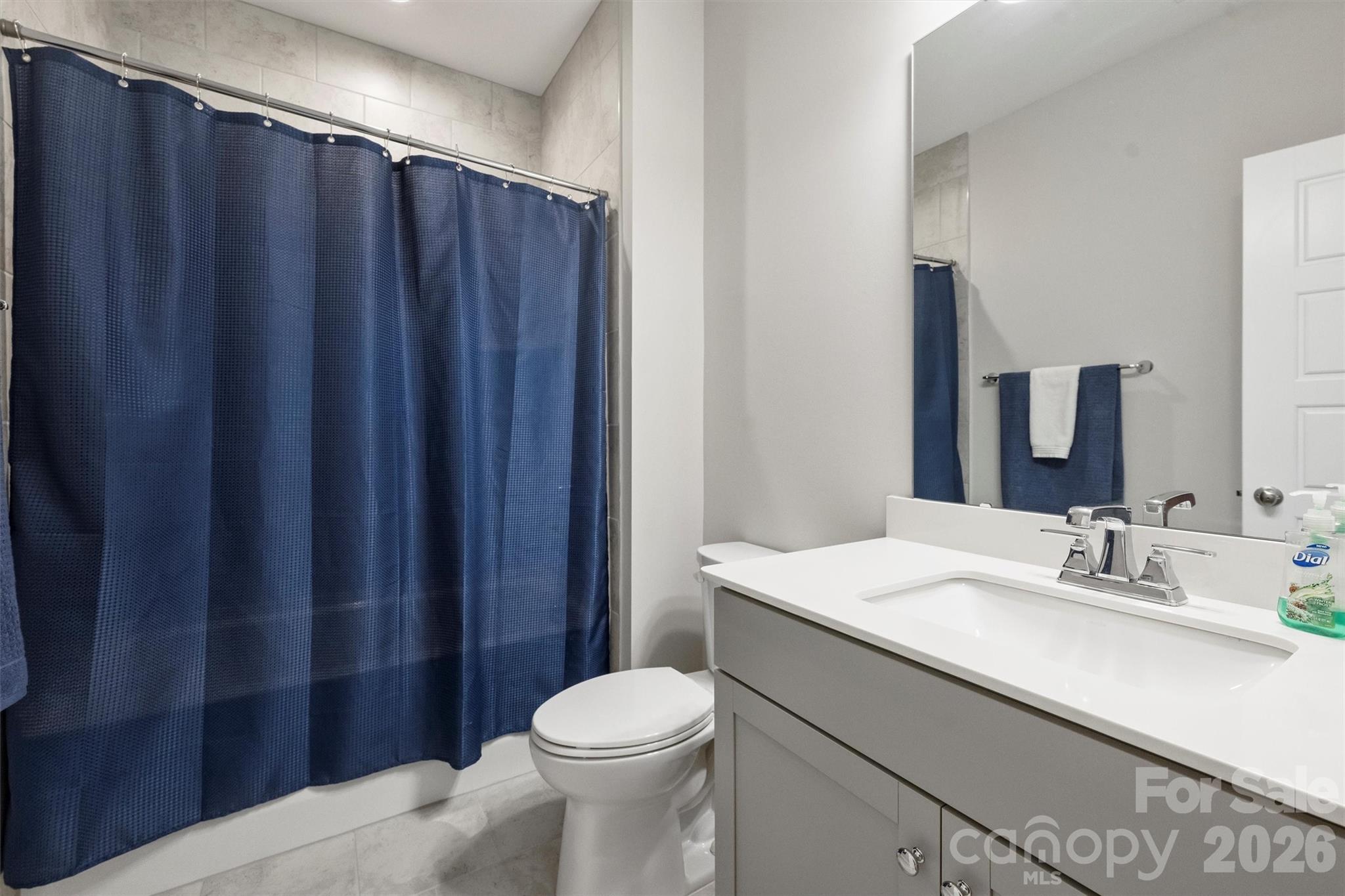 Hollins Grove - Residential