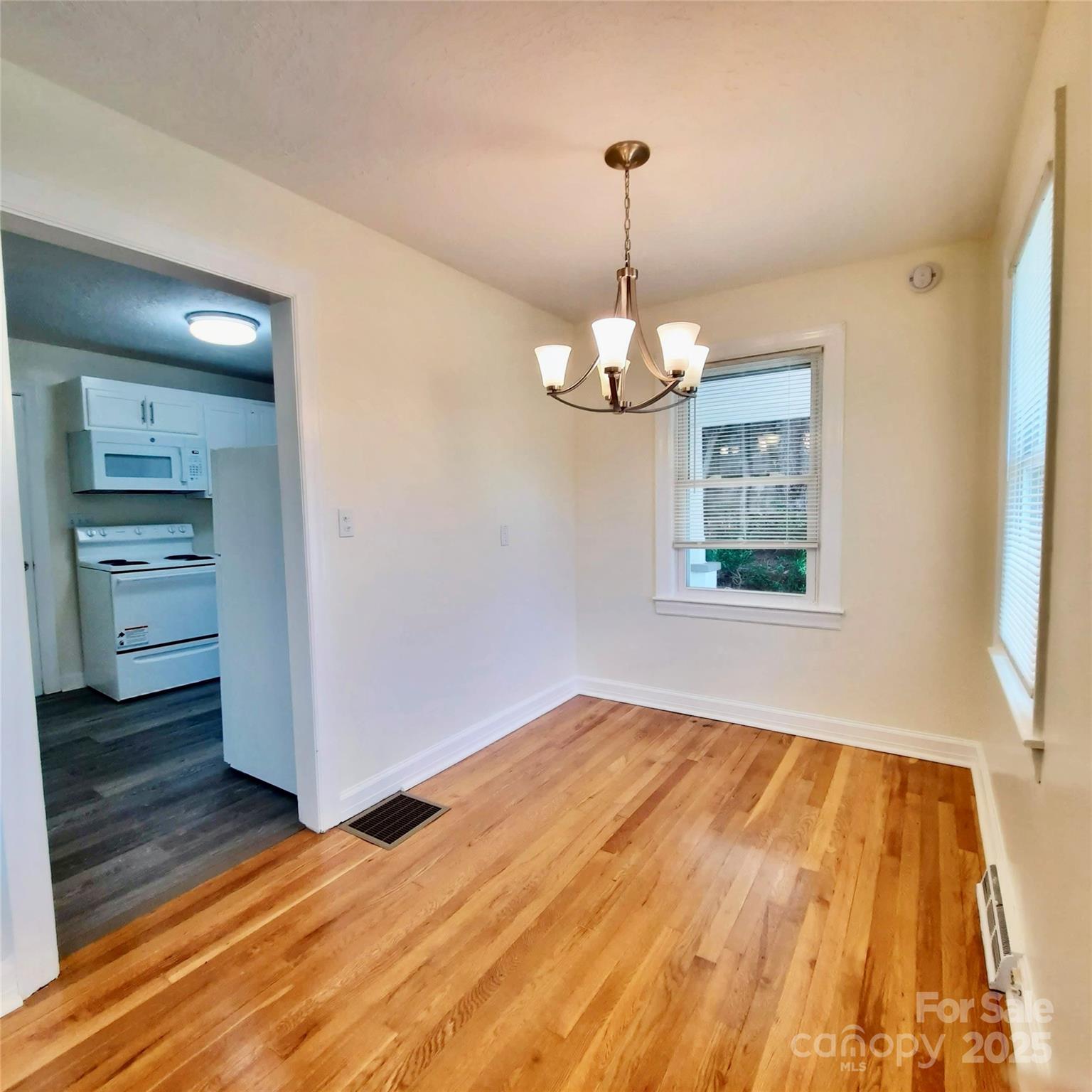 123 Longview Drive