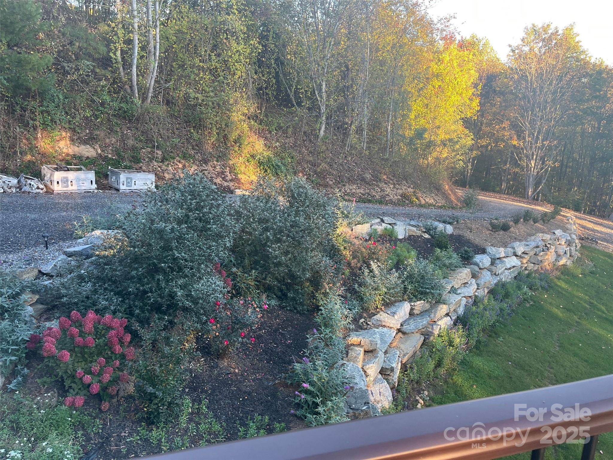 Hawk Mountain - Residential