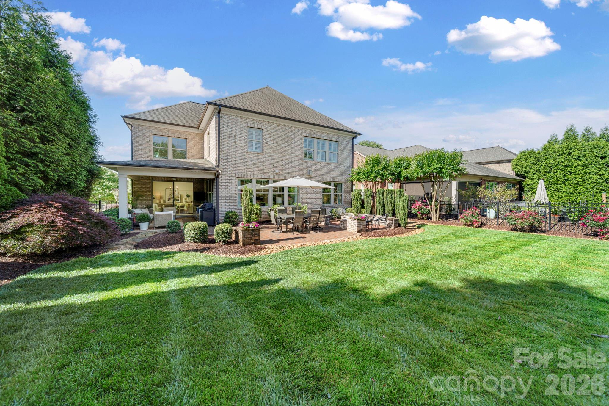 9141 Robbins Preserve Road