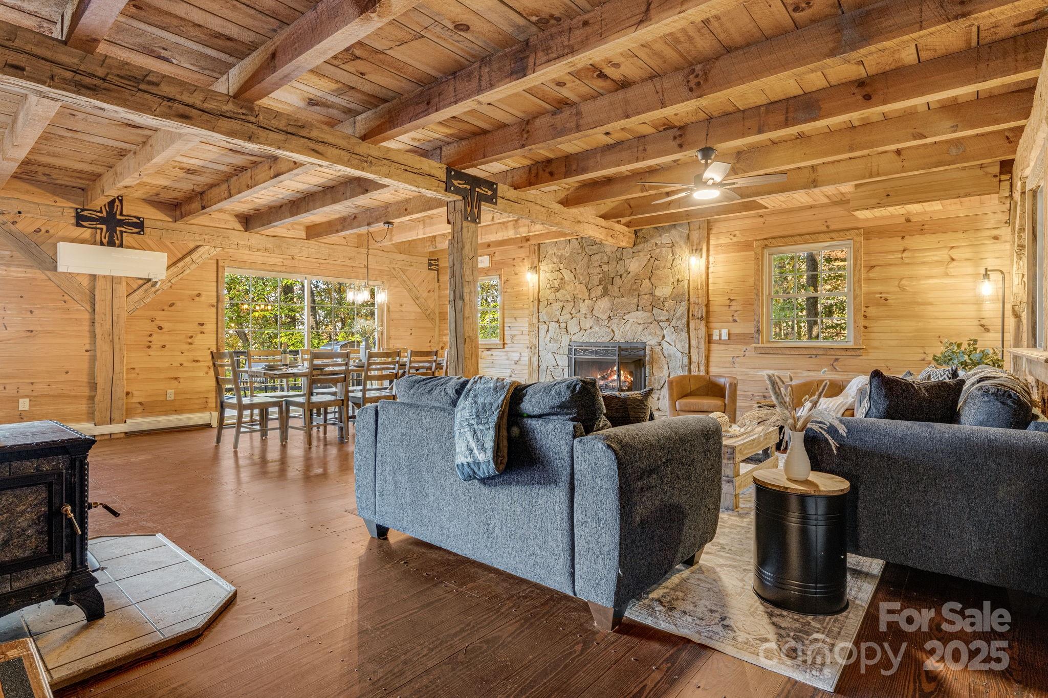 185 Blossom Ridge