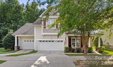 Photo of 1334 Sarandon Drive, Matthews, NC 28104 (MLS # 4409363)