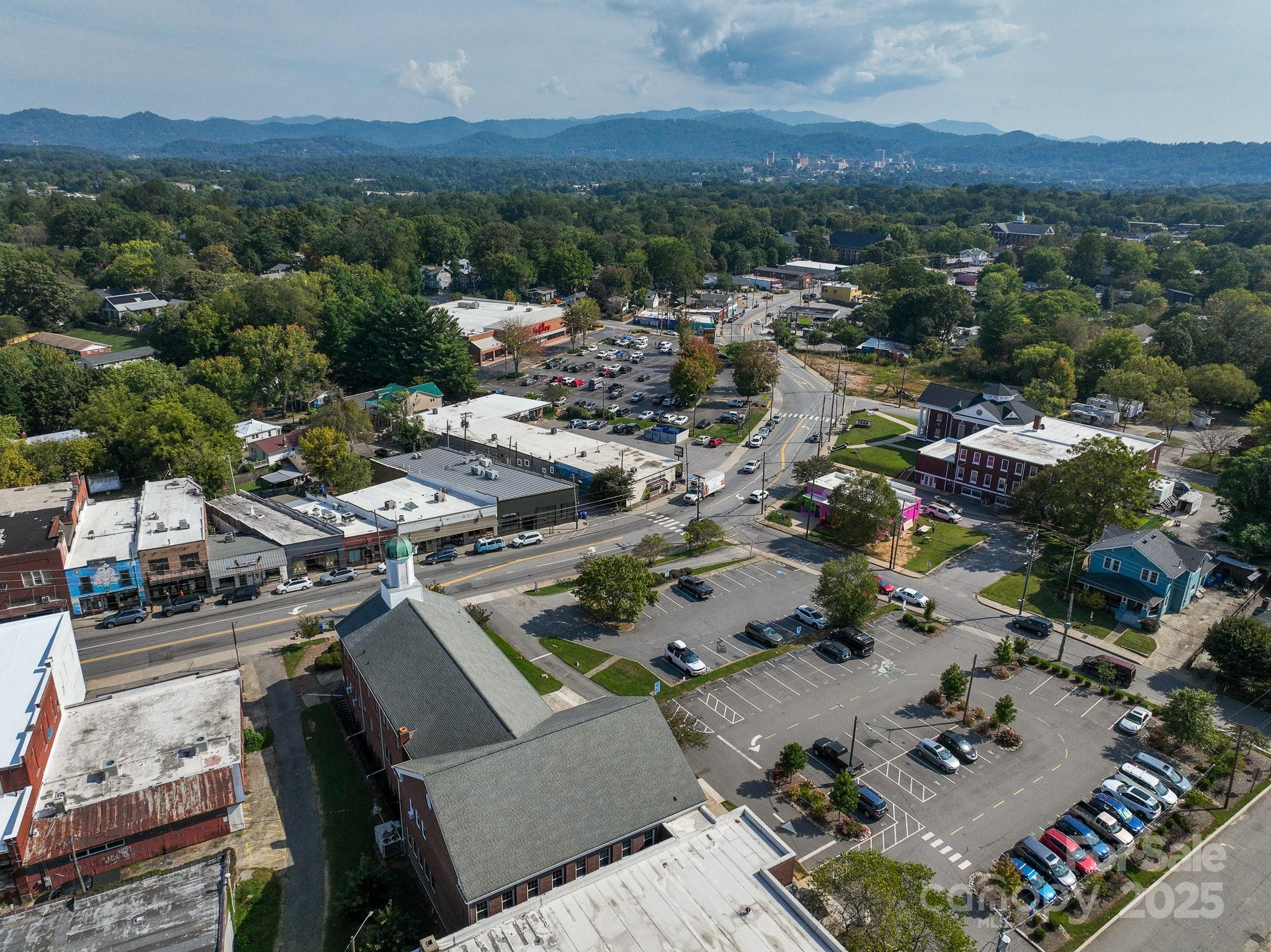714 Haywood Road