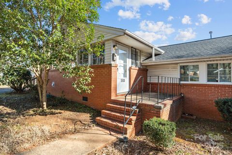3120 Minnesota Road Charlotte NC 28208