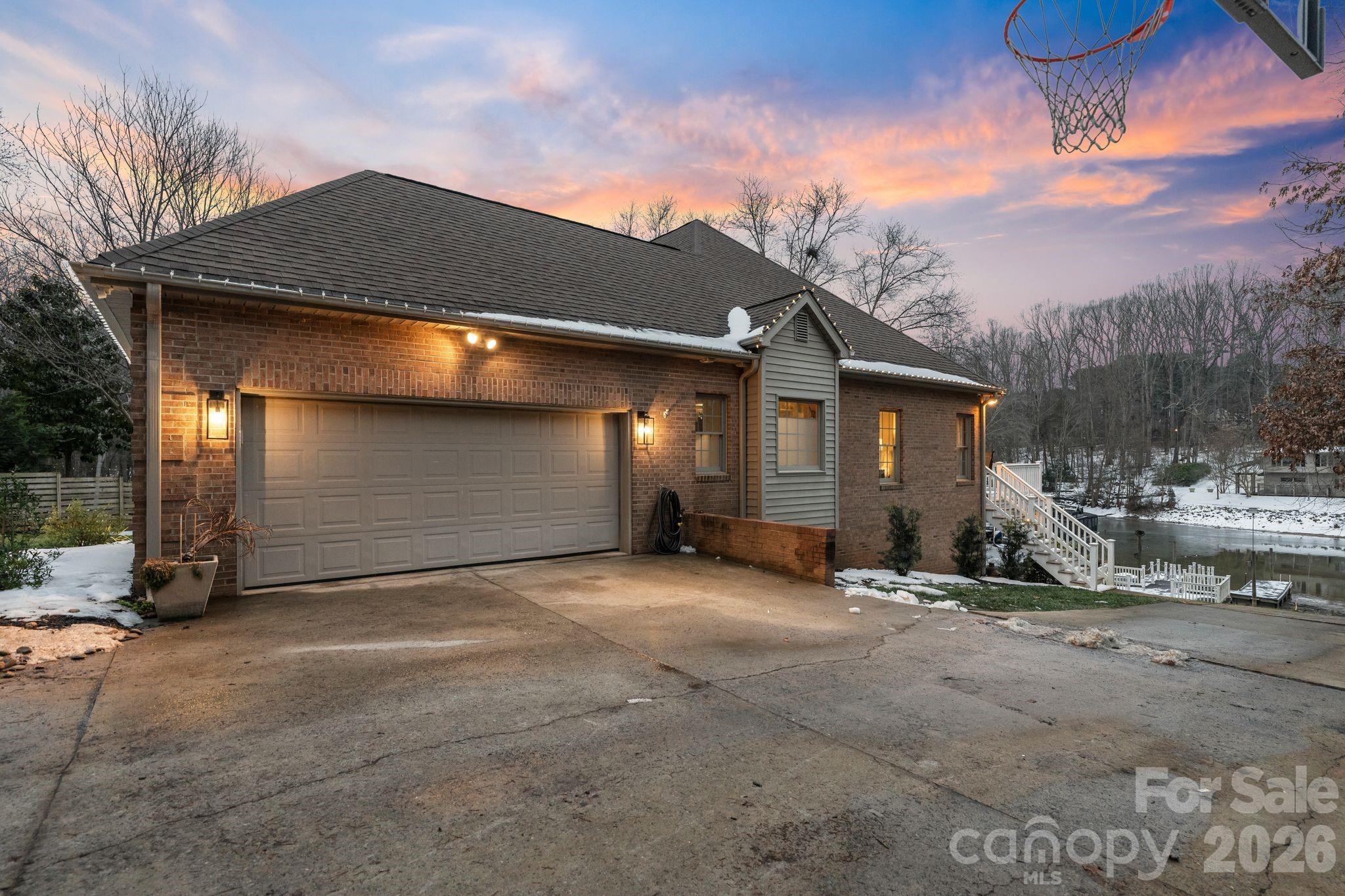 388 Ponderosa Circle