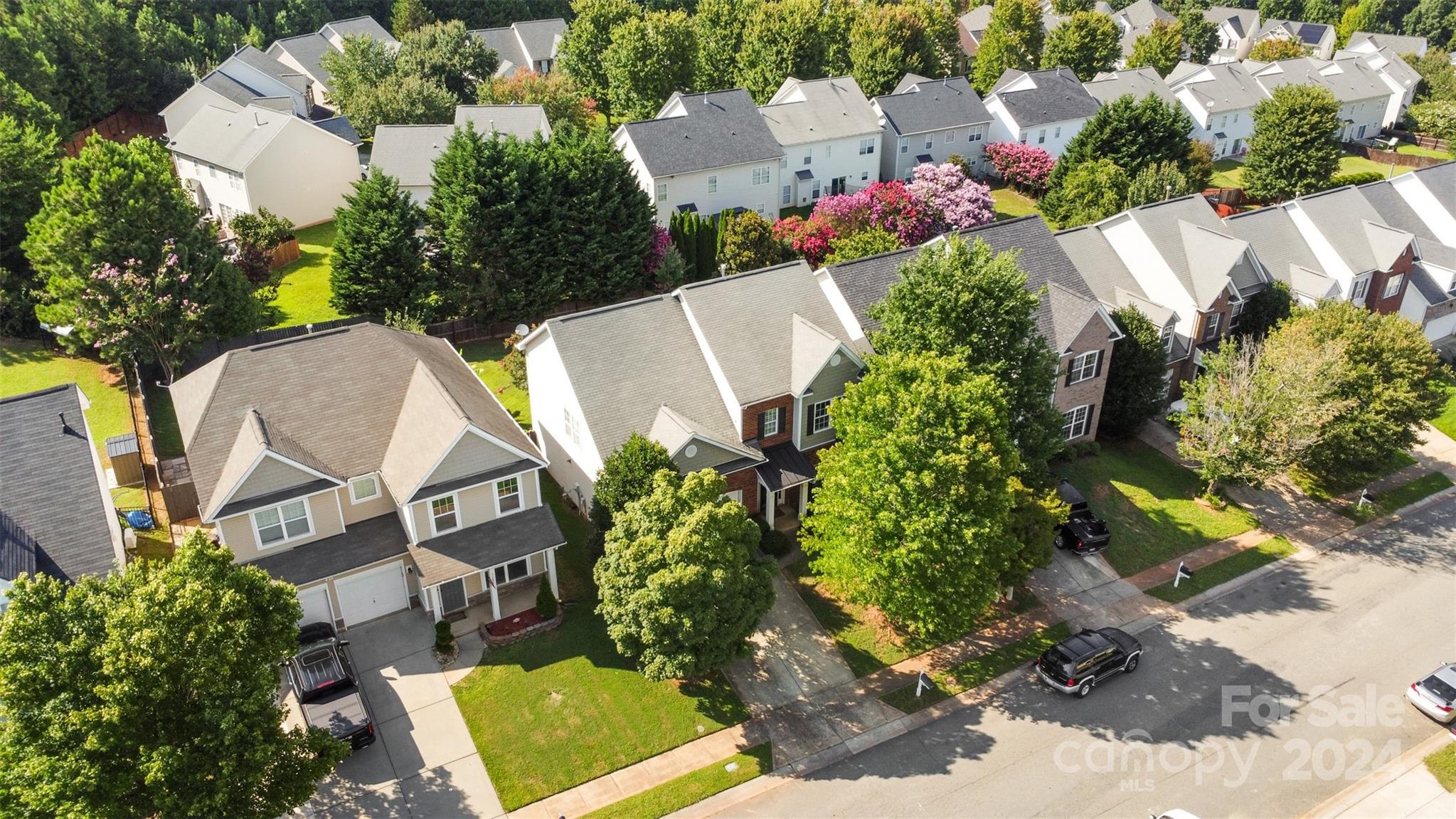 Old Stone Crossing - Residential