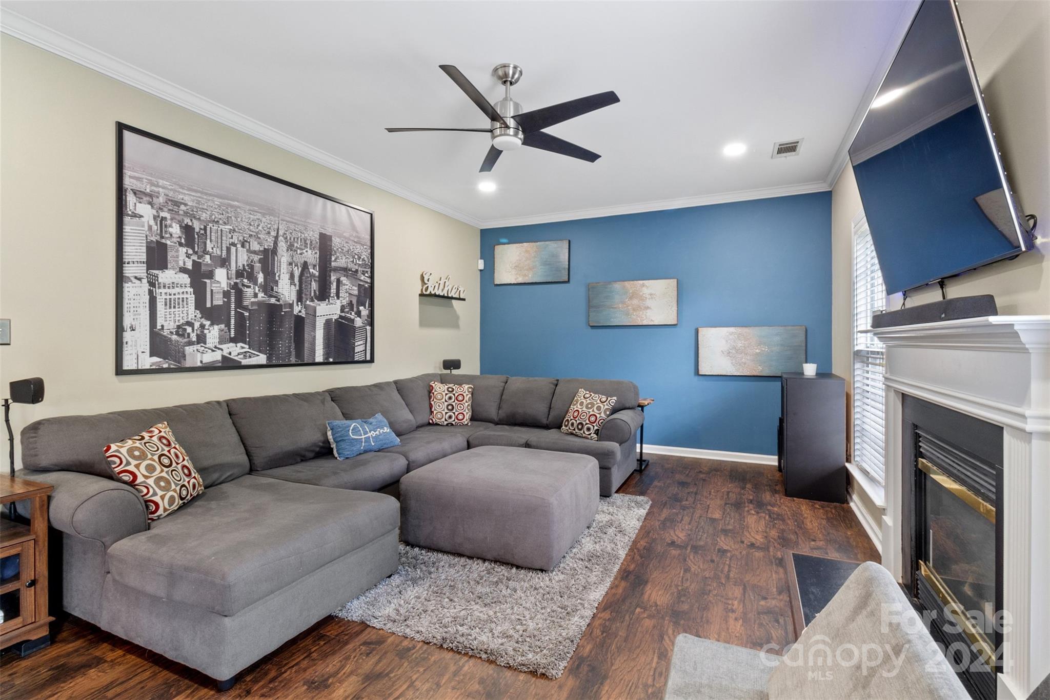 Old Stone Crossing - Residential