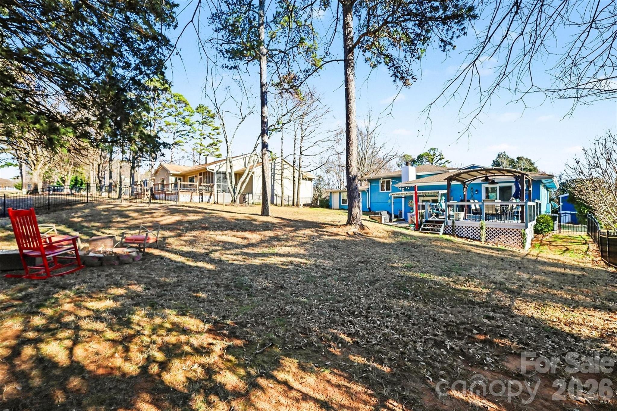 Tega Cay - Residential