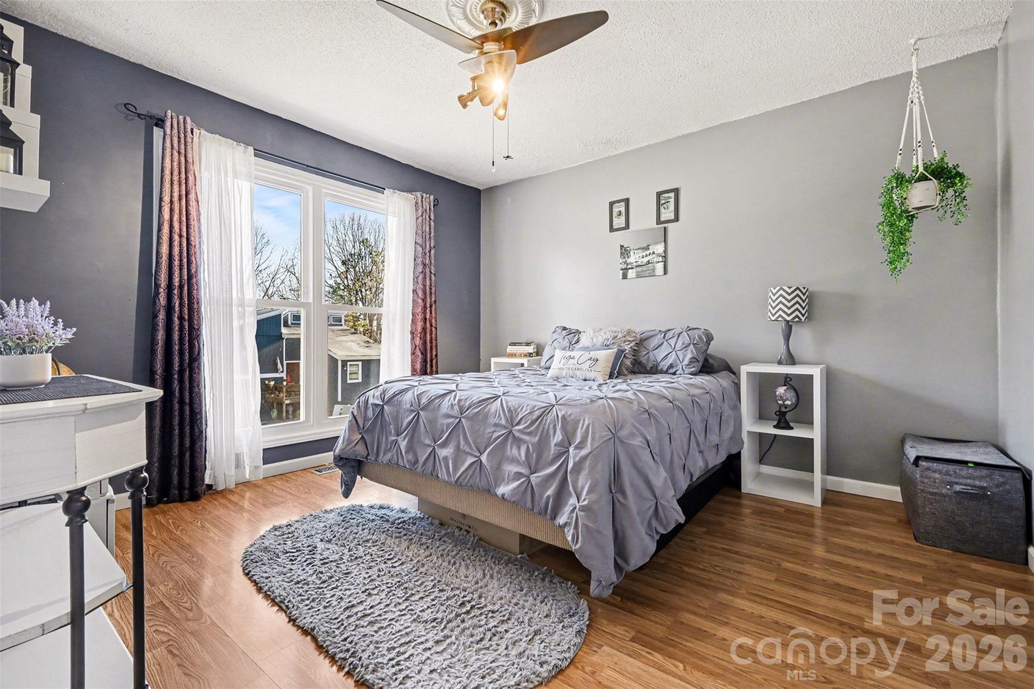 Tega Cay - Residential