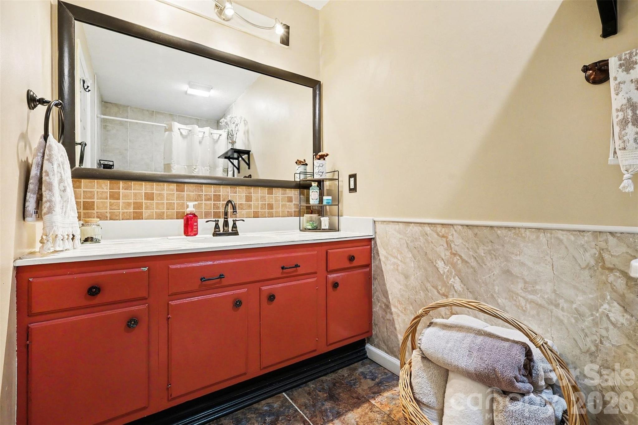 Tega Cay - Residential