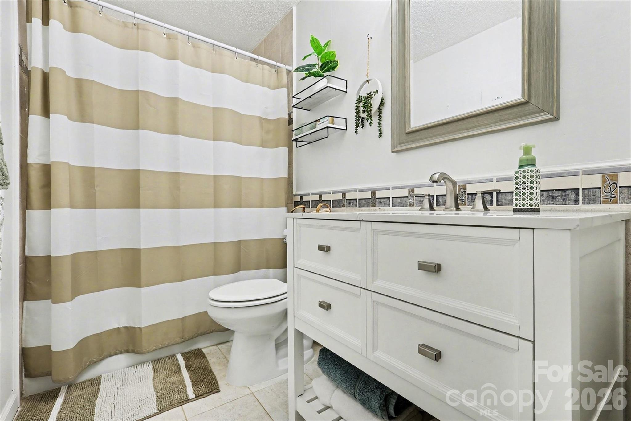 Tega Cay - Residential