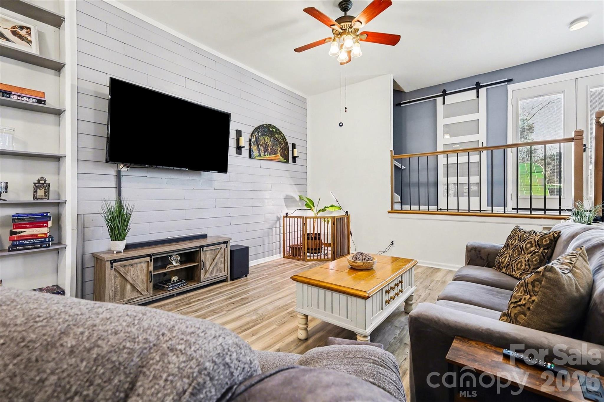 Tega Cay - Residential