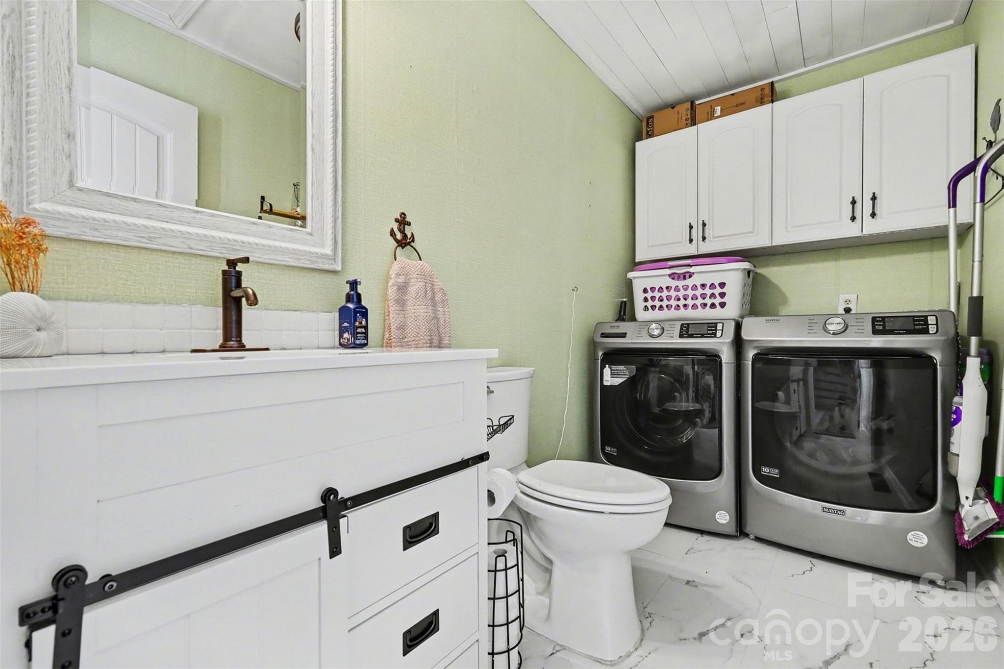 Tega Cay - Residential