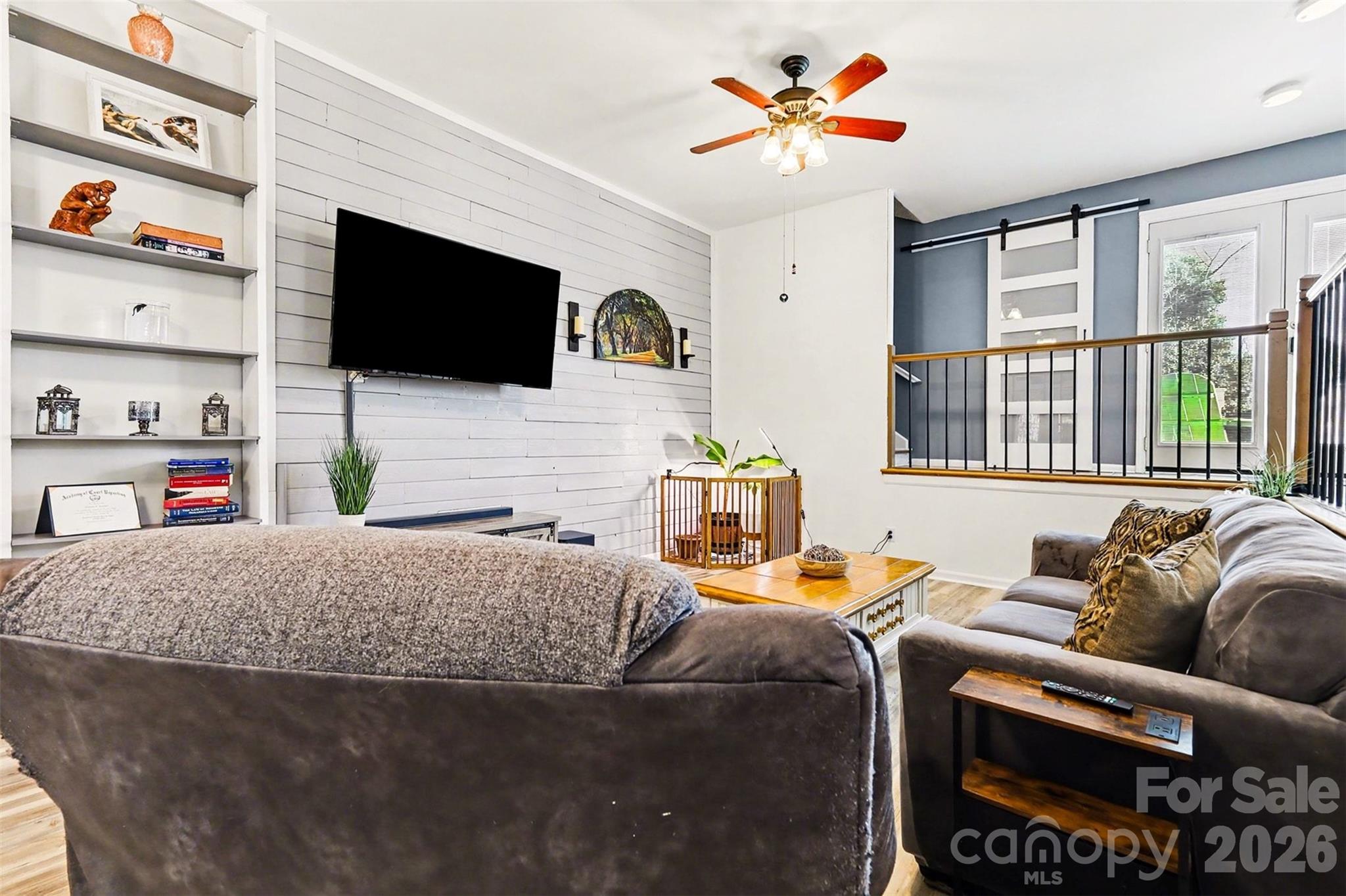 Tega Cay - Residential